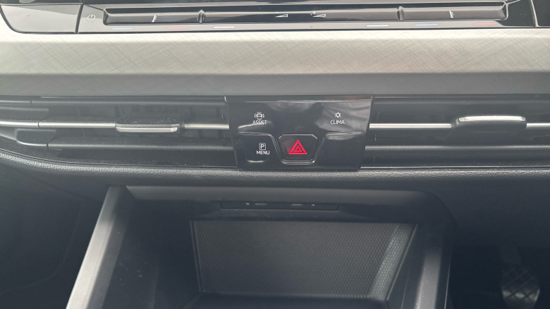 Volkswagen Golf 1.5 TSI 150 Life 5dr Petrol Hatchback